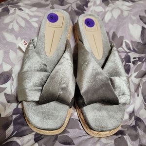 Dolce Vida Golda Knotted Velvet sandles